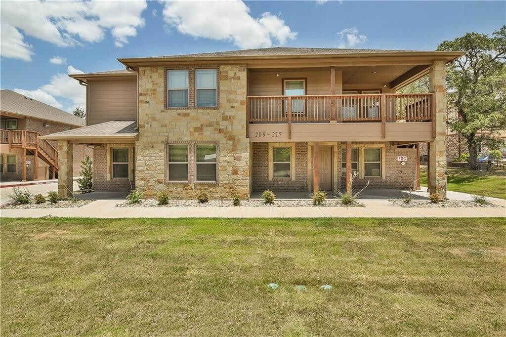 Primary Photo - 211 Shady Grove Dr