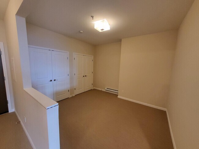 Foto del edificio - Peninsula Apartments