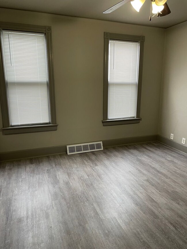 Foto del edificio - 2512 W Orchard St