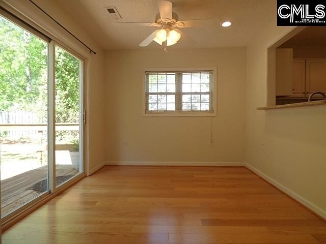 Building Photo - 203 Oak Cove Dr
