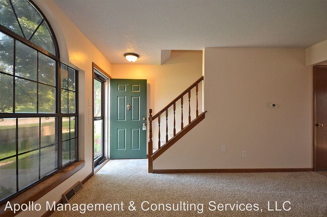 Foto del edificio - 1122 Hampton Ln