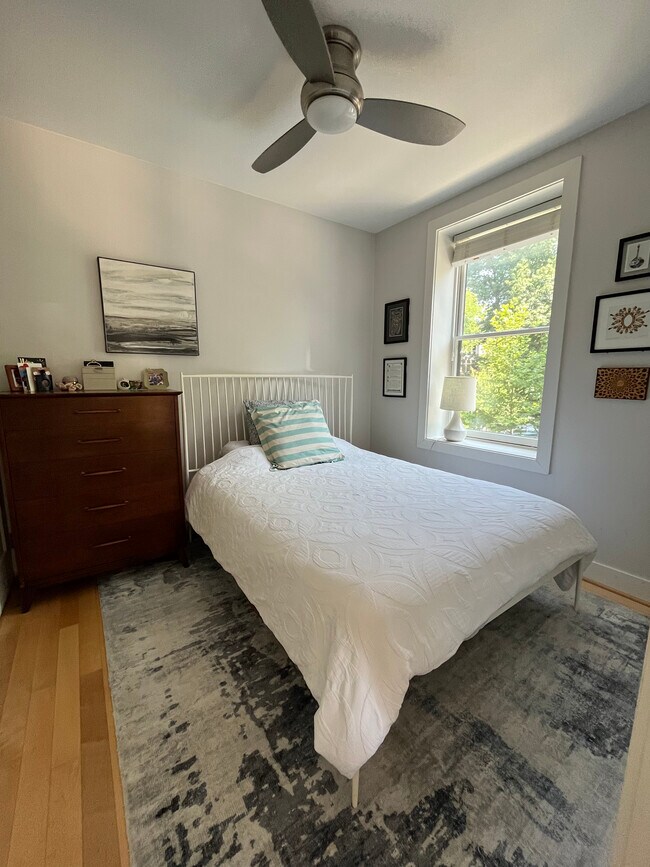 Bedroom - 2922 18th St NW