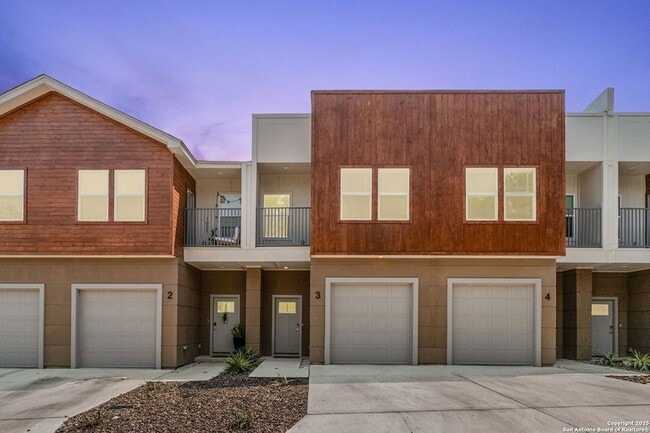 Building Photo - 1002 Morningside Dr