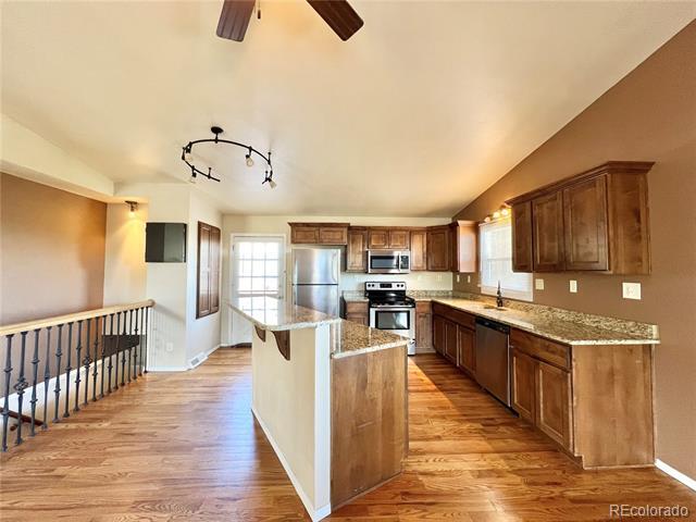 Foto del edificio - 2739 Straus Ln