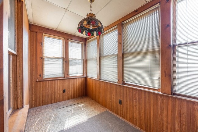 Building Photo - 5311 W Berenice Ave