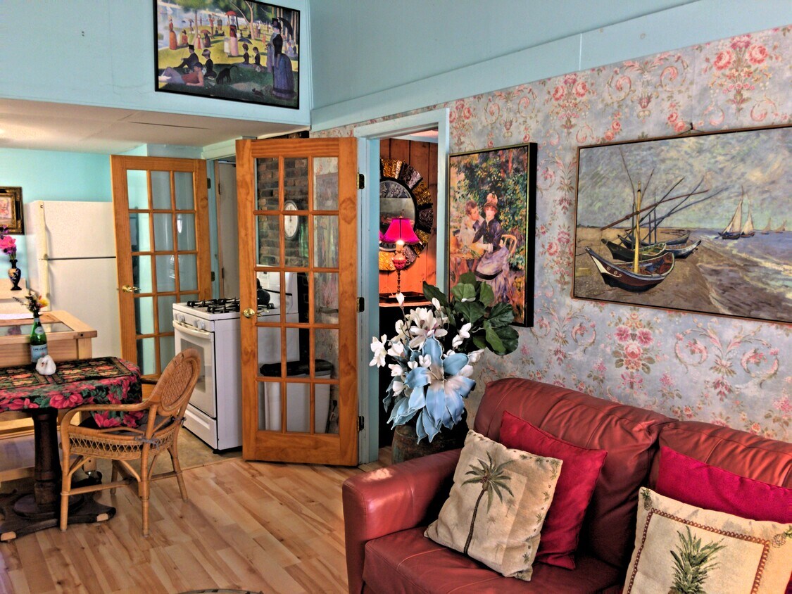 Livingroom - 111 Causeway Rd