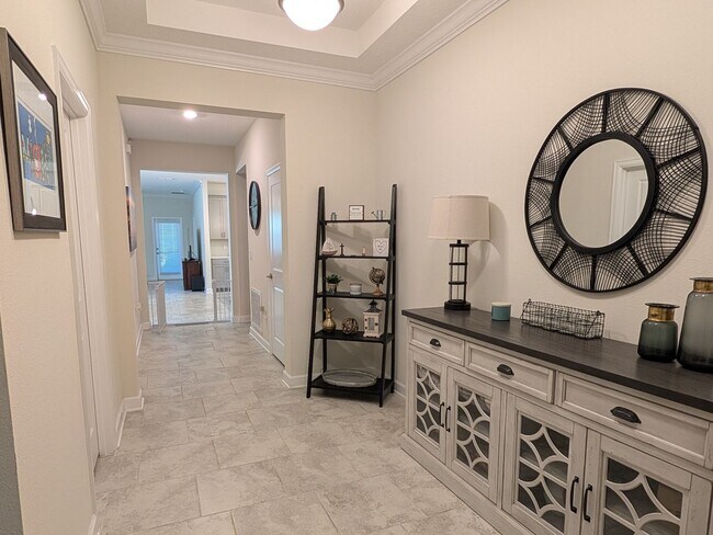 Foto del edificio - Beautiful 4/3 Home For Rent in Storey Lake...
