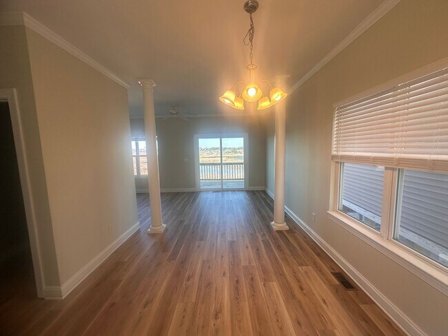 Foto del edificio - 399 N New River Dr