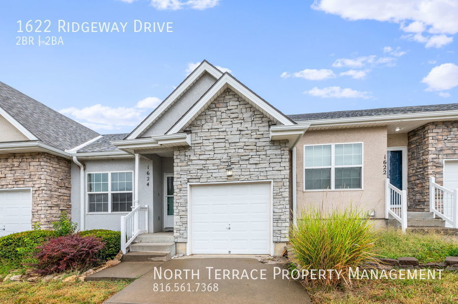 1622 Ridgeway Dr, Raymore, MO 64083 Townhome Rentals in Raymore MO