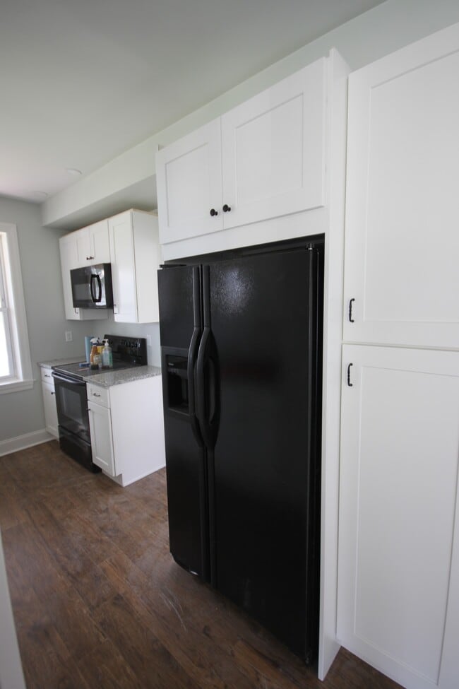 Kitchen - 202 Walnut St