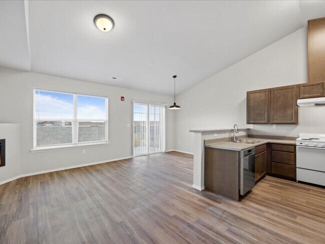 Building Photo - 6405G Chapel Hill Blvd