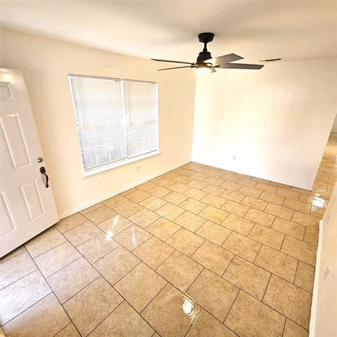 Foto del edificio - 1810 Wiseman Ave