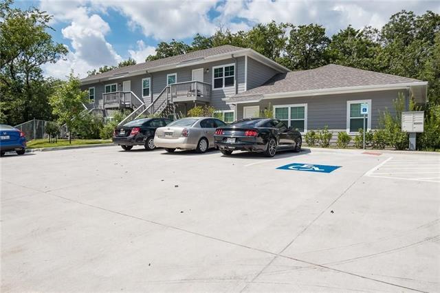 Foto del edificio - 2430 Highland Rd