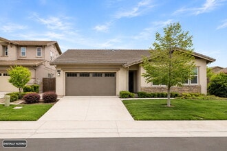 Building Photo - 8600 Arcos Way