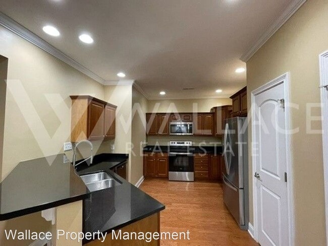 Building Photo - 3 br, 2.5 bath House - 655 Yorkland Way