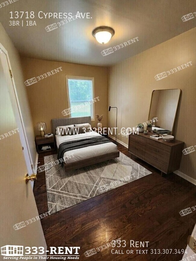 Foto del edificio - 13718 Cypress Ave