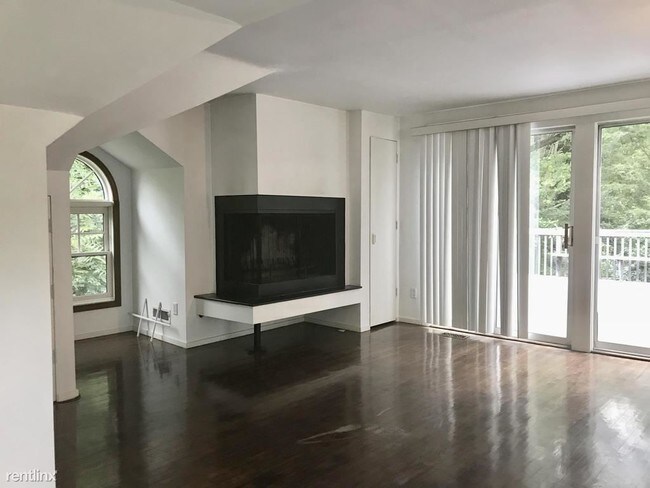Building Photo - 1 br, 1 bath House - 11900 Lakeshore Blvd