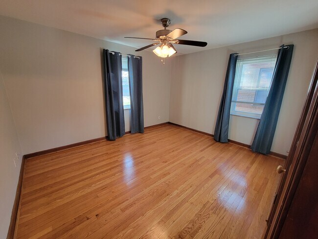 Foto del edificio - 5849 Eichelberger St