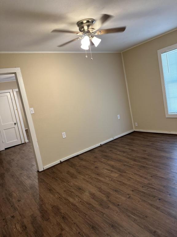 Foto del edificio - 804 Ave I