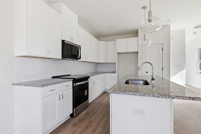 Building Photo - New Construction End Unit 3BD, 3.5BA Raleigh Townhome with Modern Features and Easy Access to Hig...