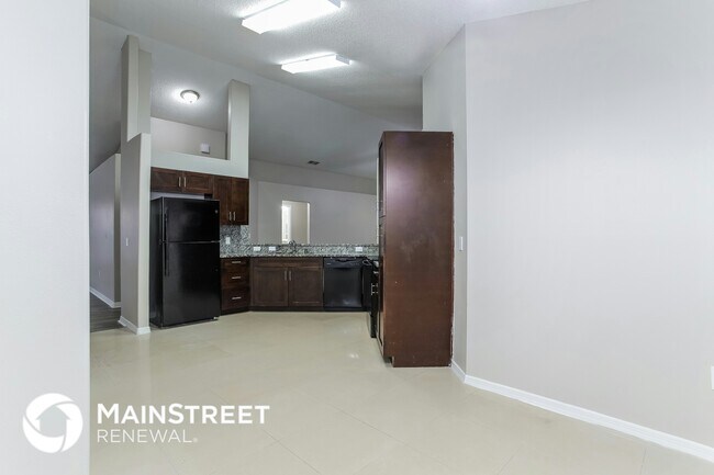 Foto del edificio - 1714 Putney Cir