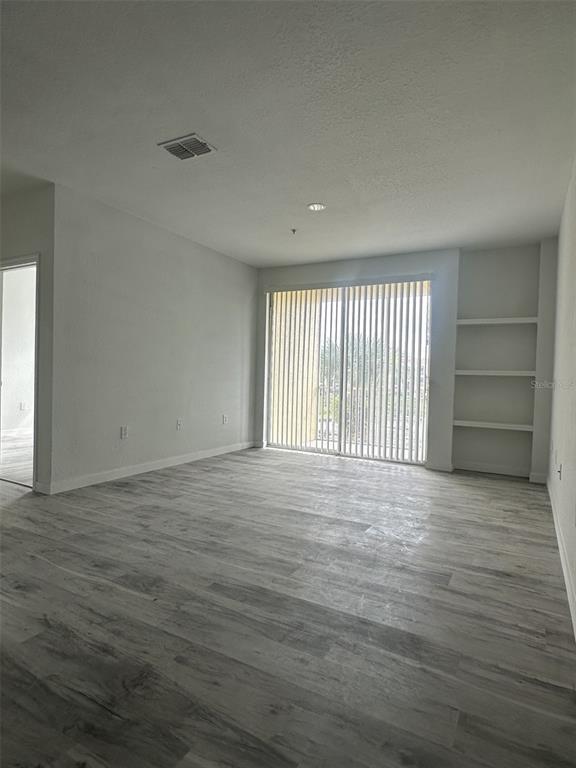 Foto del edificio - 1175 Lake Shadow Cir