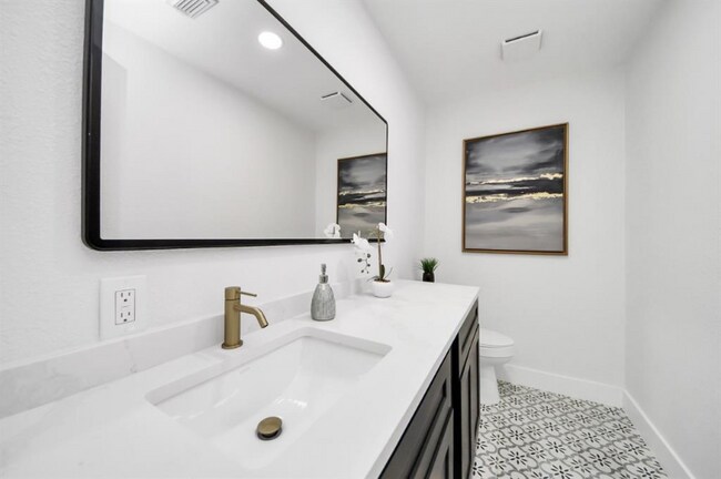 Foto del edificio - 5614 Oakhaven Ln