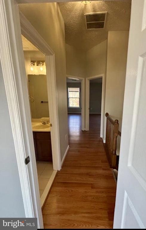 Foto del edificio - 325 Bald Eagle Way