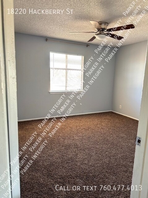 Foto del edificio - 18220 Hackberry St