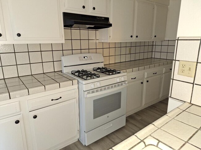 Building Photo - 4730 Scotts Valley Dr