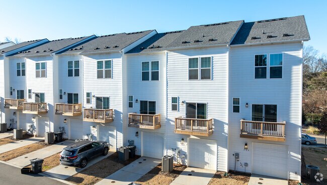 Foto del edificio - Townes at Five Points