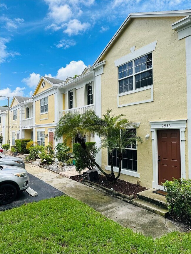 Foto del edificio - 2936 Belmont Ln