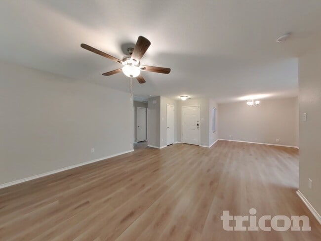 Foto del edificio - 1607 Katydid Ct