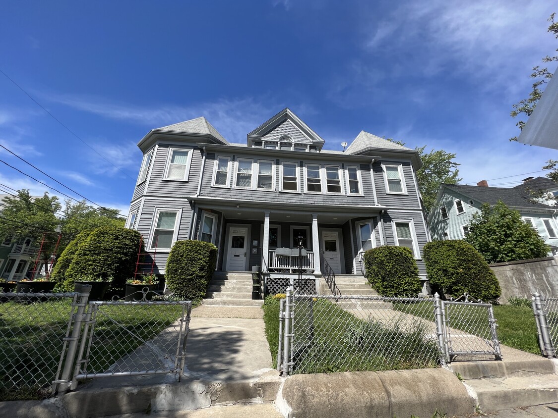 Foto principal - 87 Morrison Ave