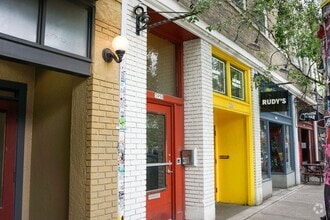 Building Photo - 3958 N Mississippi Ave