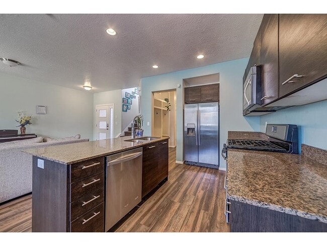 Building Photo - 9606 N Deerfield Ln