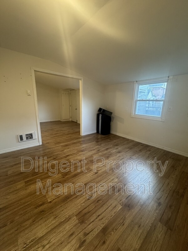 Photo du bâtiment - 612 Romaine St