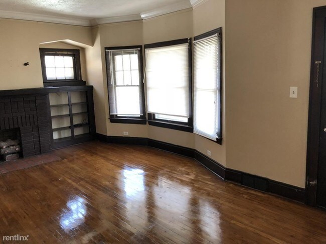 Foto del edificio - 2130 Chesterland Ave