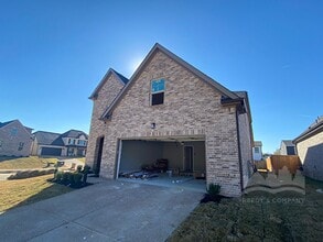 Building Photo - 10007 Messana St