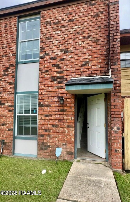 Foto principal - 900 Provost St