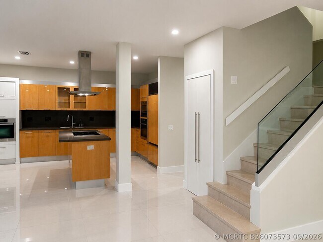 Foto del edificio - 1094 Bluewood Terrace