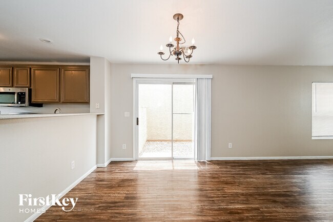 Foto del edificio - 1233 Plum Canyon St