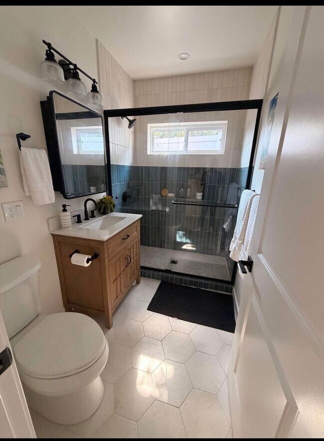 Foto del edificio - 102nd Duplex