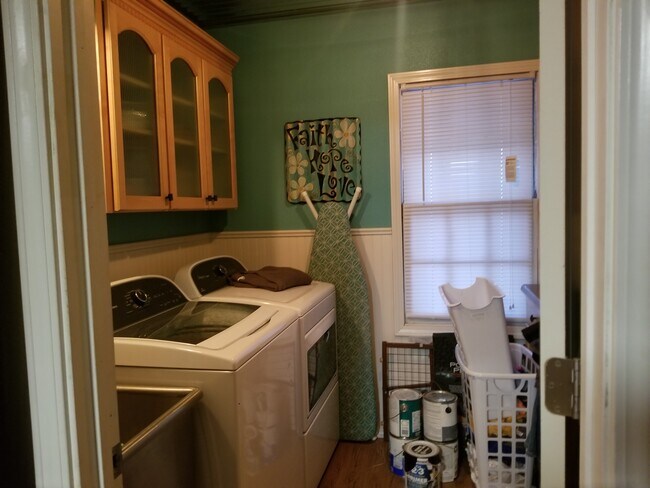 Utility Room - 626 W California St