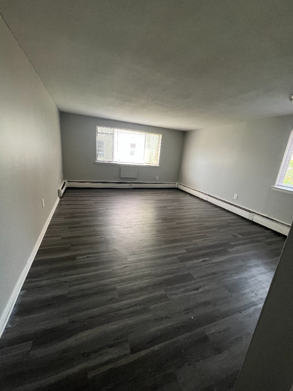 Building Photo - 89 S Whitney St