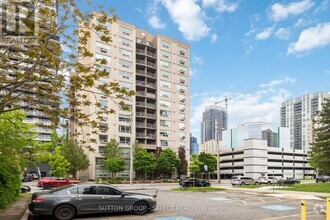 Building Photo - 155-1155 Kent St