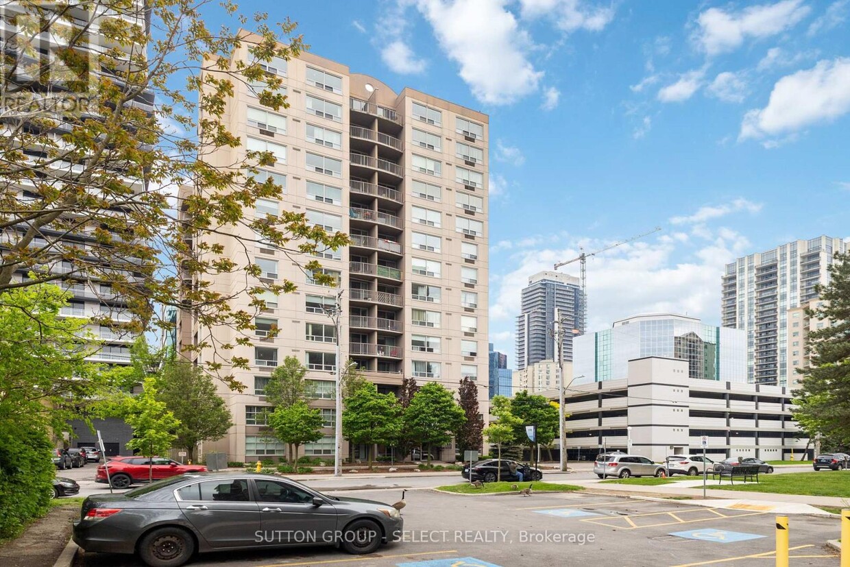 Primary Photo - 155-1155 Kent St