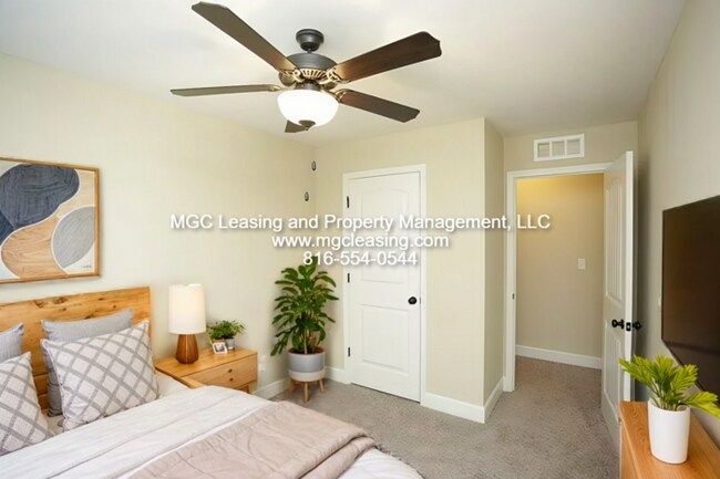 Foto del edificio - Discover The Possibilies of Eagle Creek Townhomes!