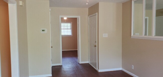 Foto del edificio - 4040 Shipyard Walk