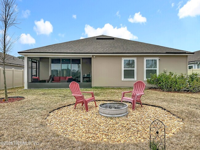 Foto del edificio - 65849 Edgewater Dr